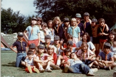 1983-48-branco-campo-estivo